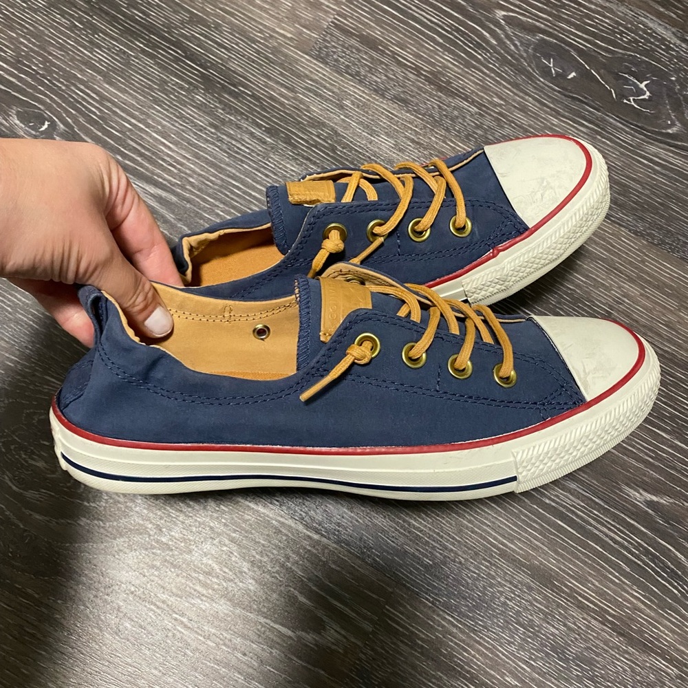 Navy blue chucks